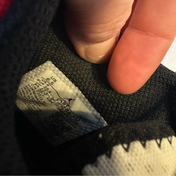 Women's Jordan Zoom '92 - SIZE 6.5 - Picture 3 of 4